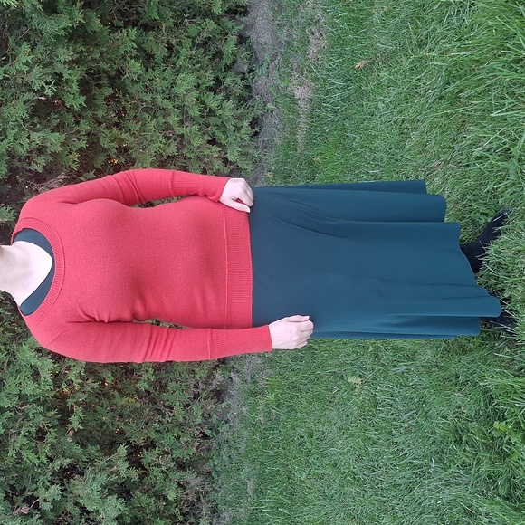 Orange Merino Pullover 🧡 - Picture 2 of 6